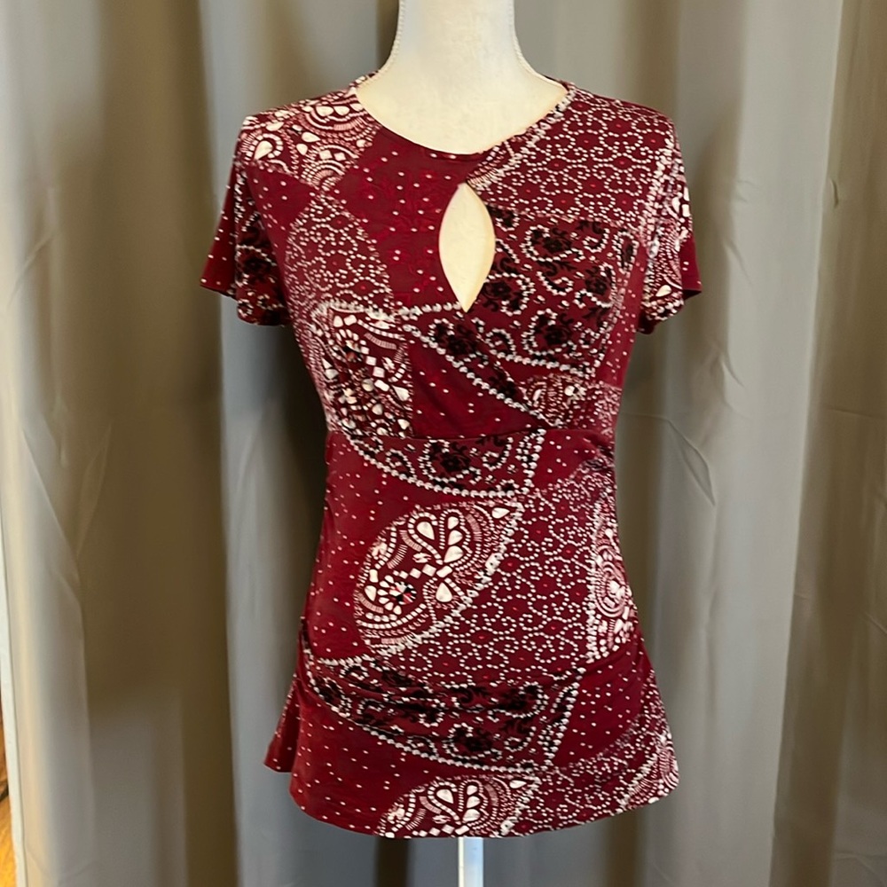 Apt 9 stretchy keyhole wrap top